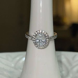 Modern Gents The Belle oval simulated diamond ring (size 5.5)